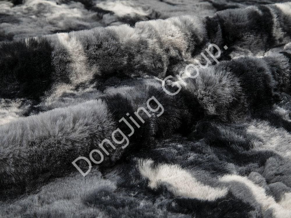 9T1342-この白い切り花のプリントブラシウサギの髪 faux fur fabric